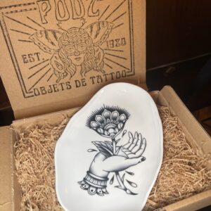 ASSIETTE VIDE-POCHES LA MAIN EPINEUSE